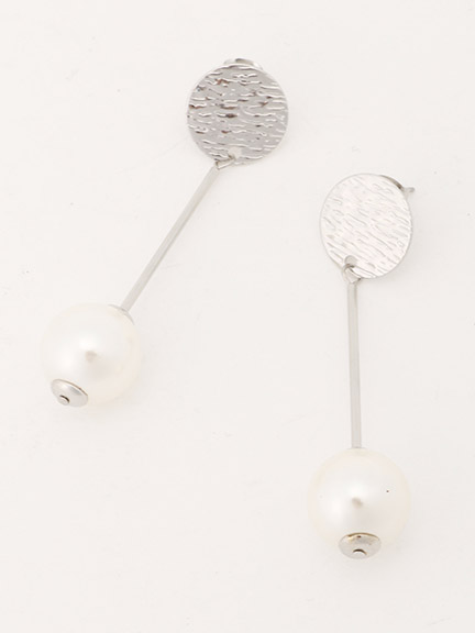 パール風ビーズメタルスウィングピアス