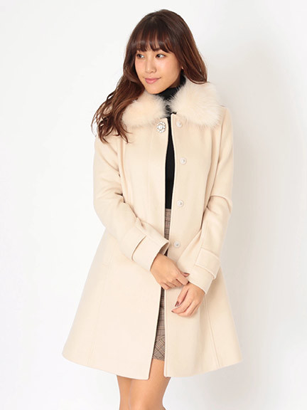 襟フォックスファー付きウールコート