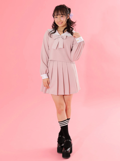 プリーツスカート