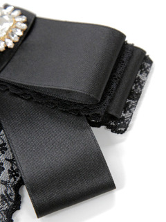 ビジューリボンブローチ