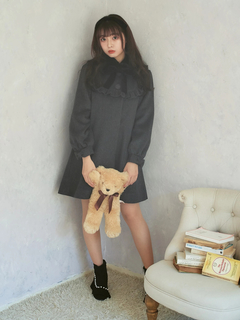 ラウンドヨークAラインコート