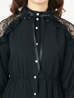 肩開きワンピース