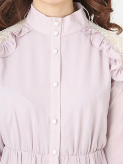 肩開きワンピース