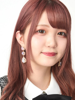 クリスタルビジューピアス