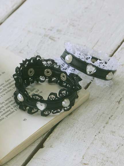 パールビジュー合皮ブレス(ホワイト)