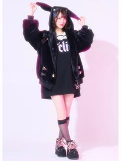 ゴシックうさみみファーコート