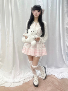 大きなフリルリボンバレッタ