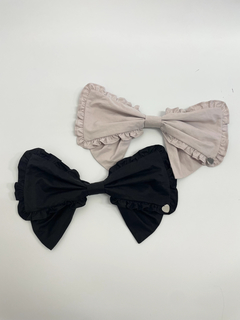 大きなフリルリボンバレッタ