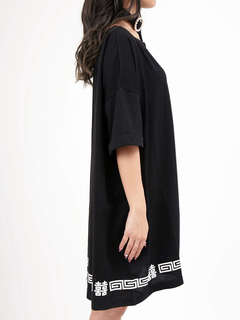 チャイナロゴチョーカーTシャツ