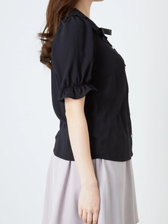 クロスチャームブラウス