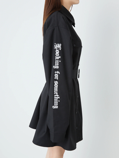 ロゴプリントシャツワンピース