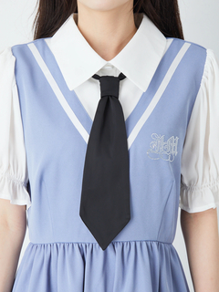 プレッピー風ネクタイOP