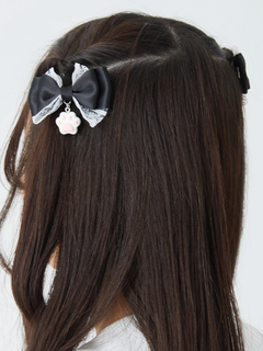 にくきゅうリボンクリップ