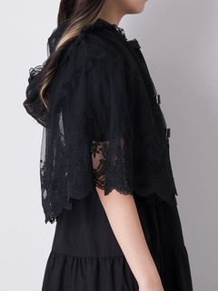 スカラップレースケープ