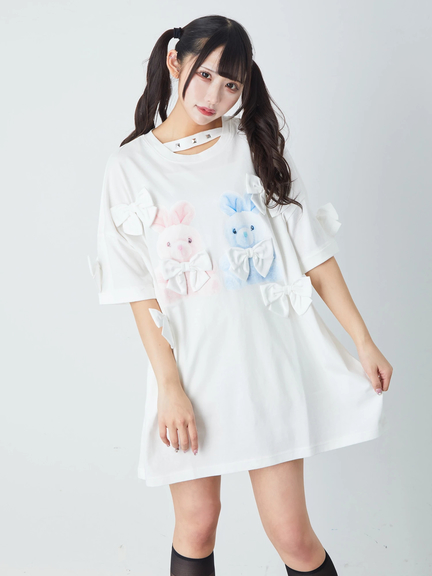 リボンがいっぱいプリントTe(ホワイト)