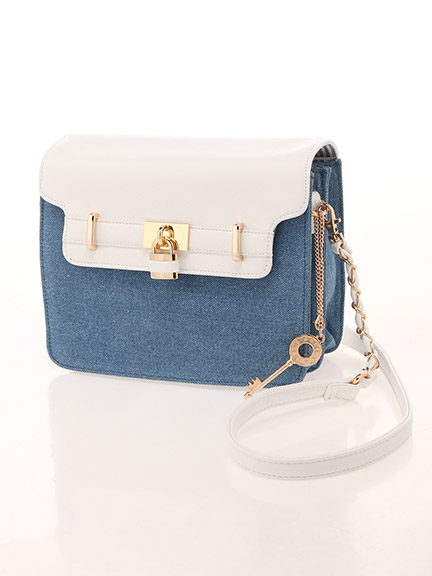 キーチャーム付きデニムコンビスクエアBAG