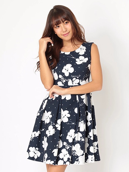 ドット花柄ワンピース Cecil Mcbee セシルマクビー のワンピース ファッション通販 Ailand アイランド