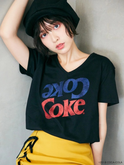 コカ コーラ Coke Tシャツ Cecil Mcbee セシルマクビー のtシャツ カットソー ファッション通販 Ailand アイランド