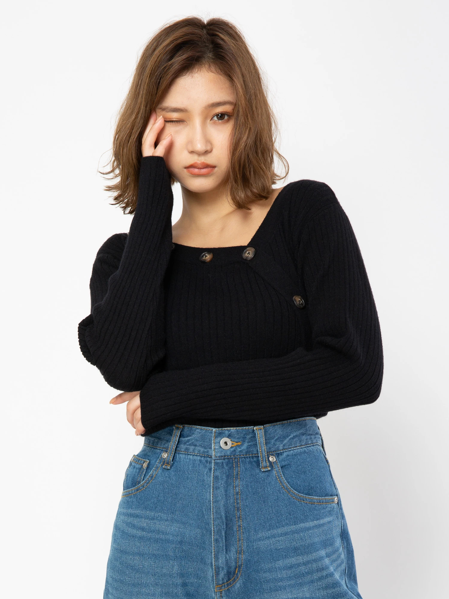 サイドボタンニットトップス