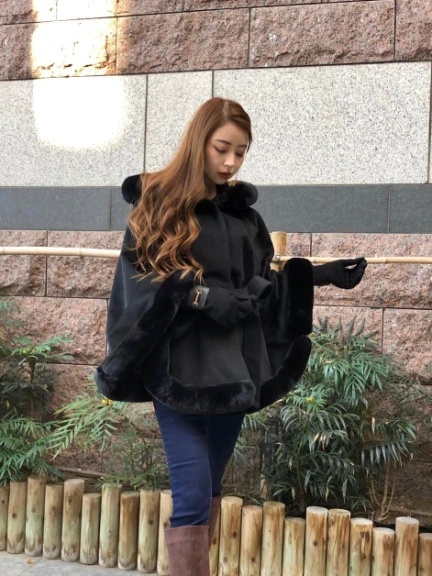 ファー付きケープ Cecil Mcbee セシルマクビー のポンチョ ケープ ファッション通販 Ailand アイランド ファー付きケープ Cecil Mcbee セシルマクビー のポンチョ ケープ ファッション通販 Ailand アイランド
