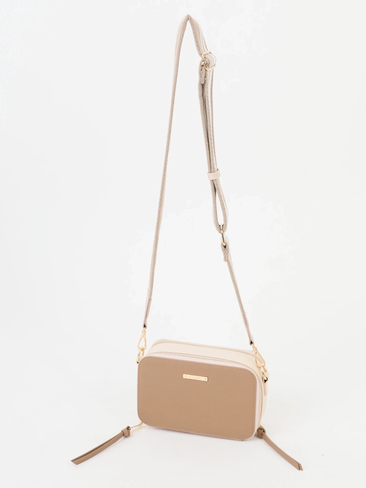 三色ショルダーbag Cecil Mcbee セシルマクビー のショルダーバッグ ファッション通販 Ailand アイランド