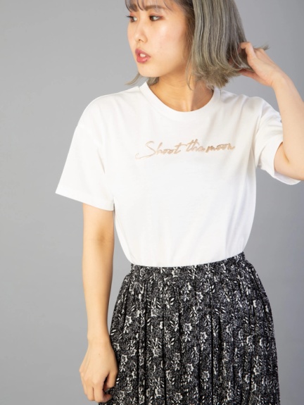 ラメロゴtシャツ Cecil Mcbee セシルマクビー のtシャツ カットソー ファッション通販 Ailand アイランド