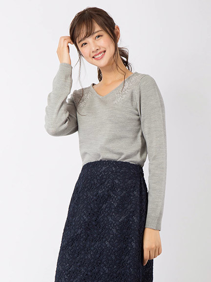 フラワーレース刺繍ニットPO