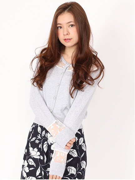 チュール刺繍ビジューボタンショートカーデ
