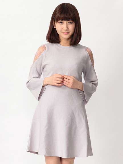 肩フロッキーニットワンピース