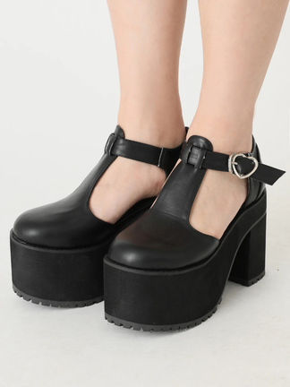 【くるみ】ハートバックルシューズ ハートバックルシューズ - Ank Rouge(アンクルージュ)のパンプス