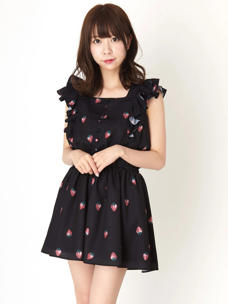 激安大特価！ RomanticStrawberryフリルコンビネゾン Rouge(アン Ank - ワンピース