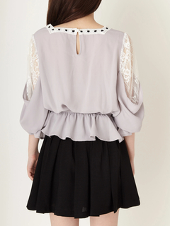 レース切り替えハシゴレースブラウス