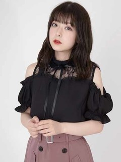 ブラック