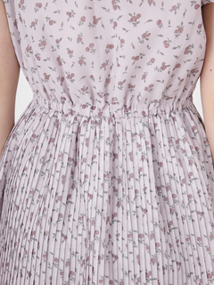 PetitRoseプリーツシフォンワンピース