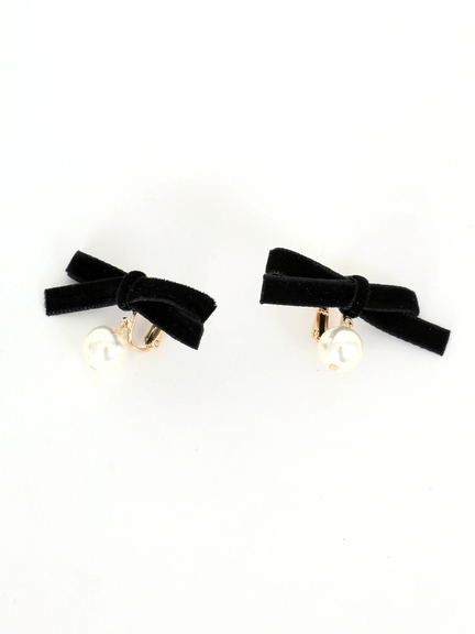 ベロアリボン×パールイヤリング(ピンク)