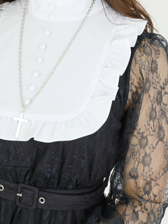 ネックレース付きプリーツレースワンピース