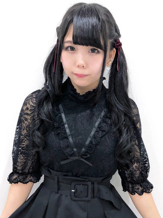 ヨーク切り替えレーストップス - Ank Rouge(アンクルージュ)のTシャツ