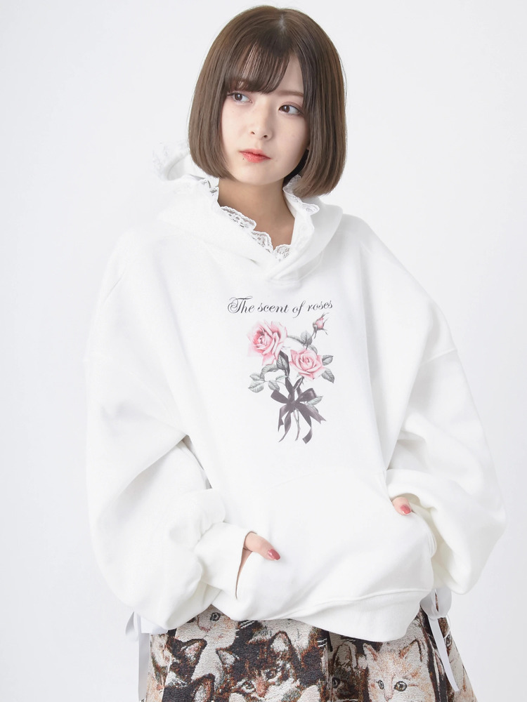 ローズフォトショートパーカー - Ank Rouge(アンクルージュ)のパーカ