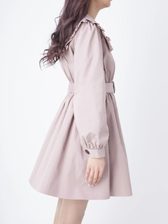 スクエアカラードーリートレンチ