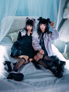プリーツサロペット