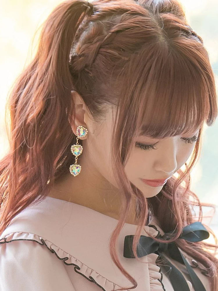 ハートクリスタル3連ピアス - Ank Rouge(アンクルージュ)のピアス