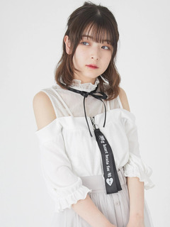 ホワイト