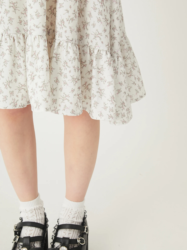 美品alice+olivia アイレット刺繍レース×パンジープリントワンピース forksy.】アイレット刺繍レースフリルワンピース forksy.│MONO-MART