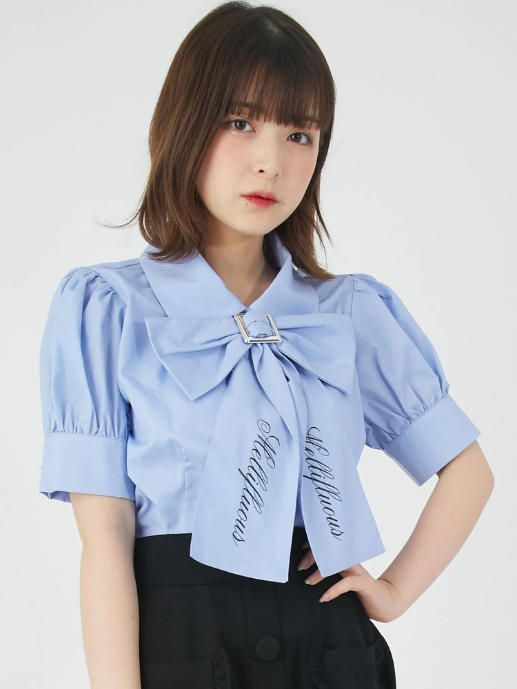 新品BCBGMAXAZRIAレッド シースルー 100%シルク シャツ•ブラウス 新品BCBGMAXAZRIAレッド シースルー 100%シルク シャツ•ブラウス