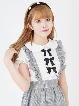 くぅちゃん⭐️値下げ交渉あり【an /アン】襟付き/ フリル/ ビジュー まとめ買い対象】選べる上品ヨークフリルビジューセットアップ
