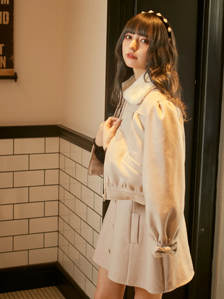 オレンジ ファー ジャケット VETEMENTS x Alpha Industries リバーシブル ボンバージャケット