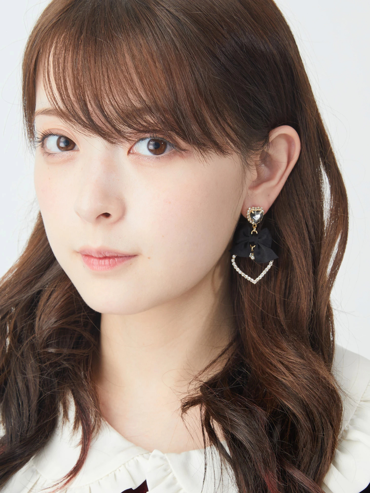 【可愛すぎる♡】CHANEL ハート×リボン ピアス 可愛すぎる♡】CHANEL ハート×リボン ピアス 可愛すぎる