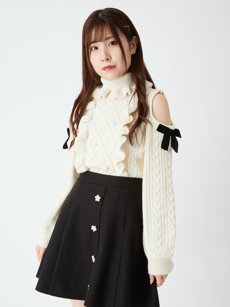【難あり】teddyリボンケープ (アイボリー) ポンポンケーブル肩開きニット - Ank Rouge(アンクルージュ)の