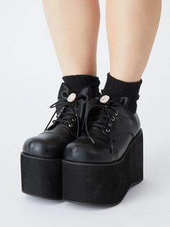 厚底リボンシューズ