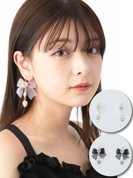 オーガンジーリボンキラキラピアス(オフホワイト)